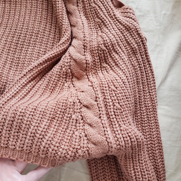 Essue turtleneck sweater - Picture 11 of 11